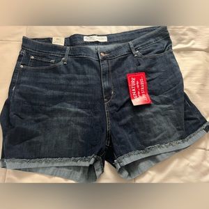 ❤️NEW SHOR WITH TAGS❤️